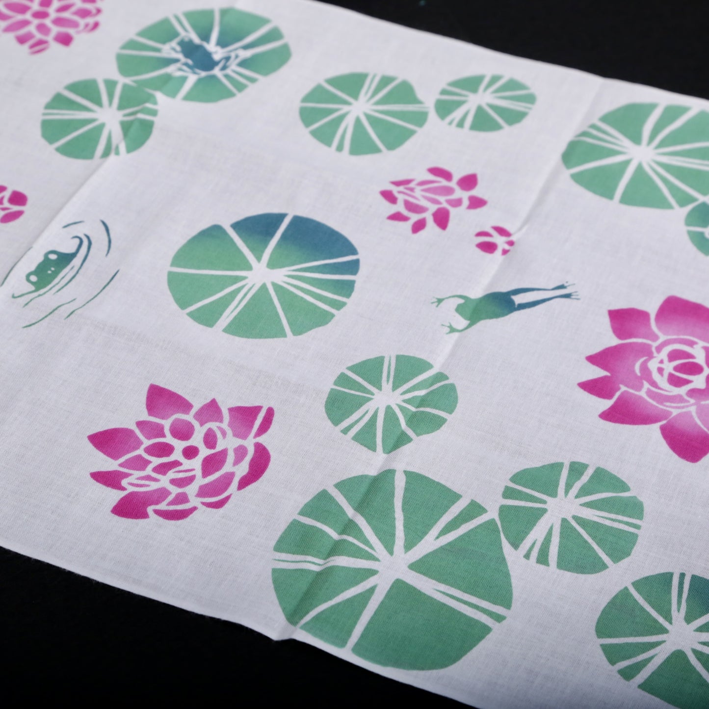 睡蓮の池(カエルのあそび場)