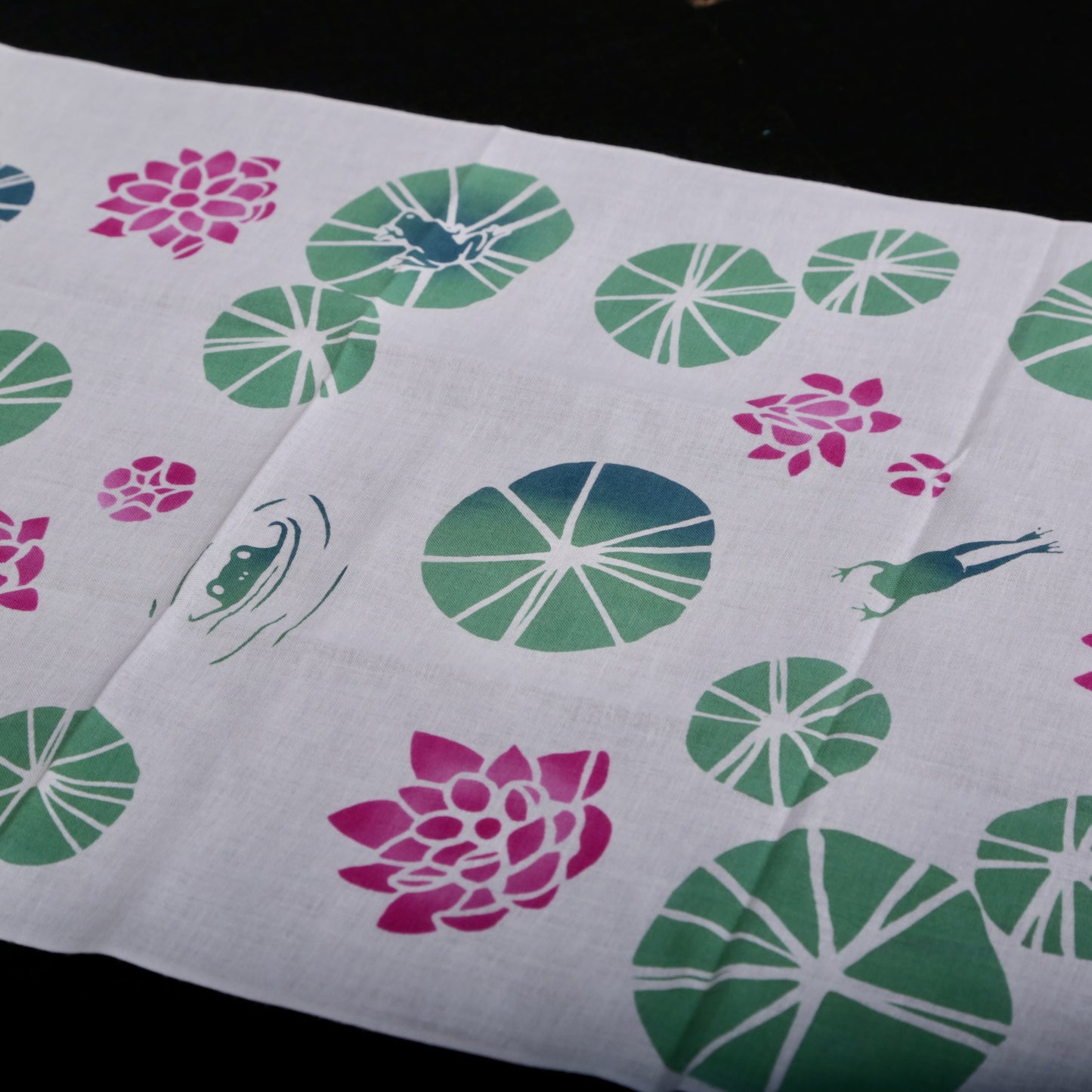 睡蓮の池(カエルのあそび場)