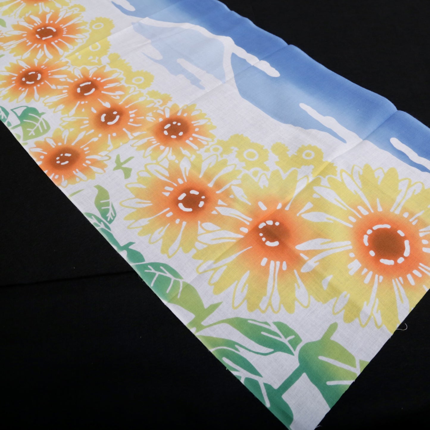 [Summer] Sunflower field