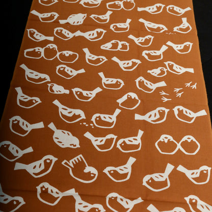 [Animal] Sparrow small pattern &lt;brown ground + kinari&gt;