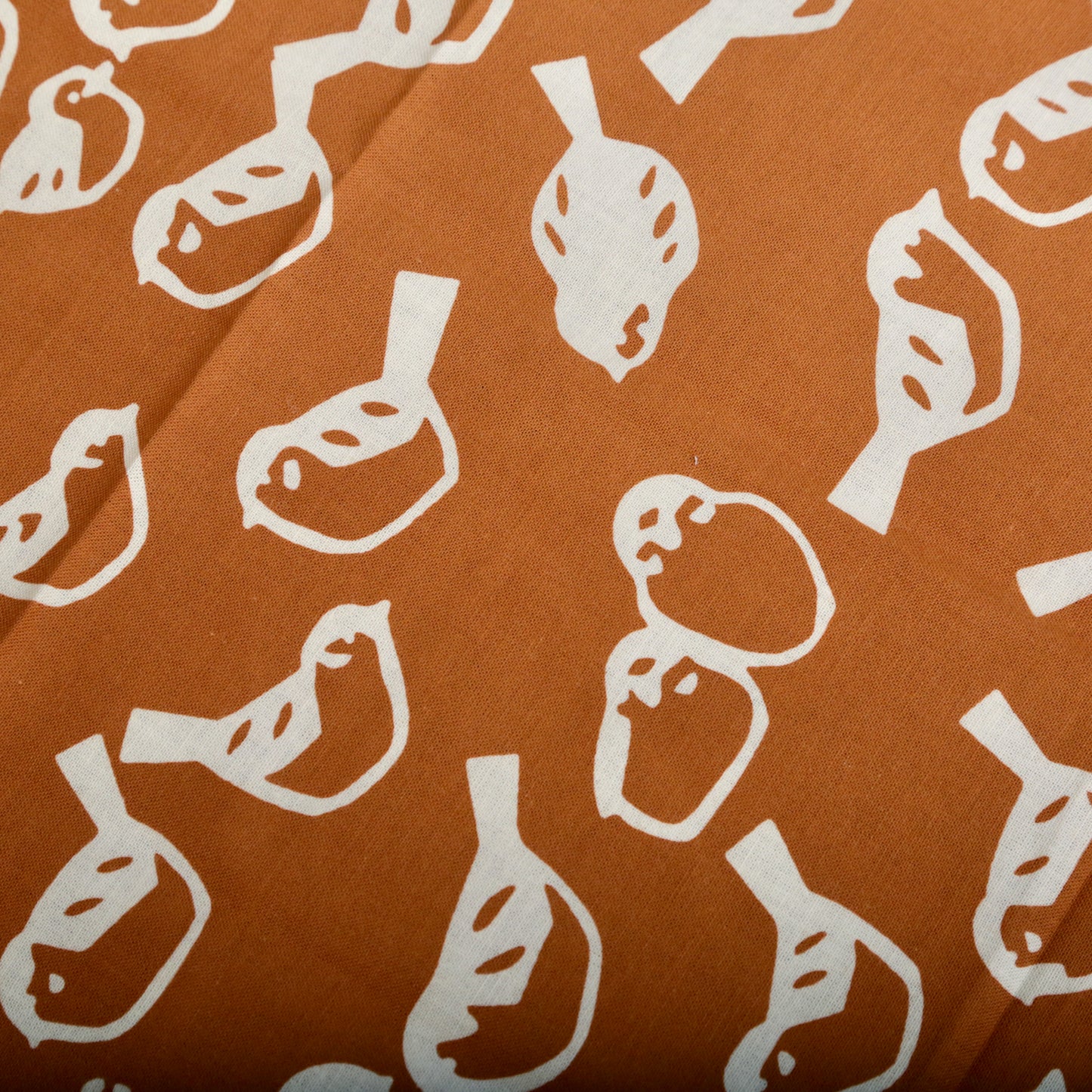 [Animal] Sparrow small pattern &lt;brown ground + kinari&gt;