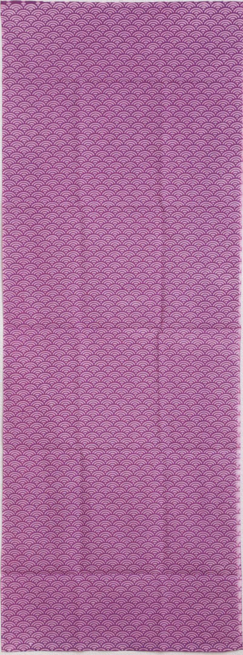[Traditional] Seigaiha (Red Bellflower)