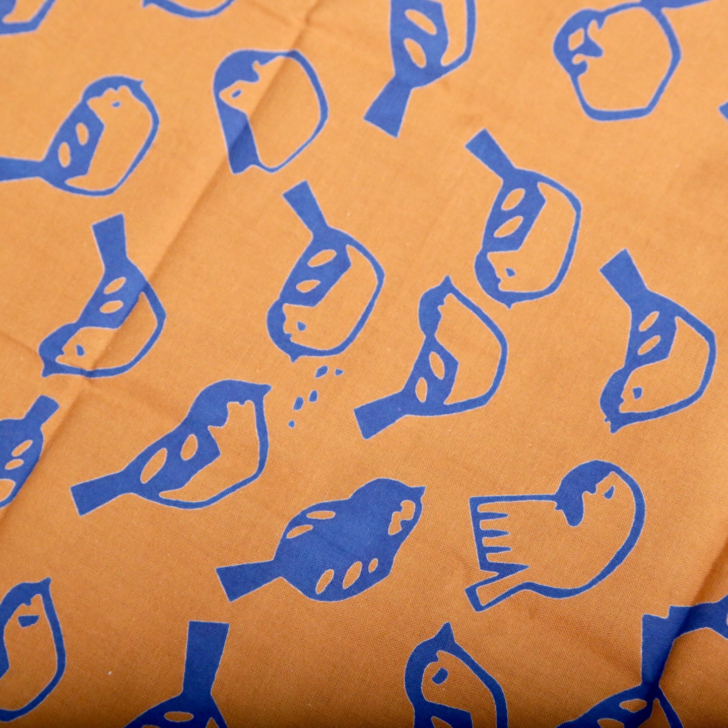 [Animal] Sparrow small pattern &lt;brown ground + navy&gt;